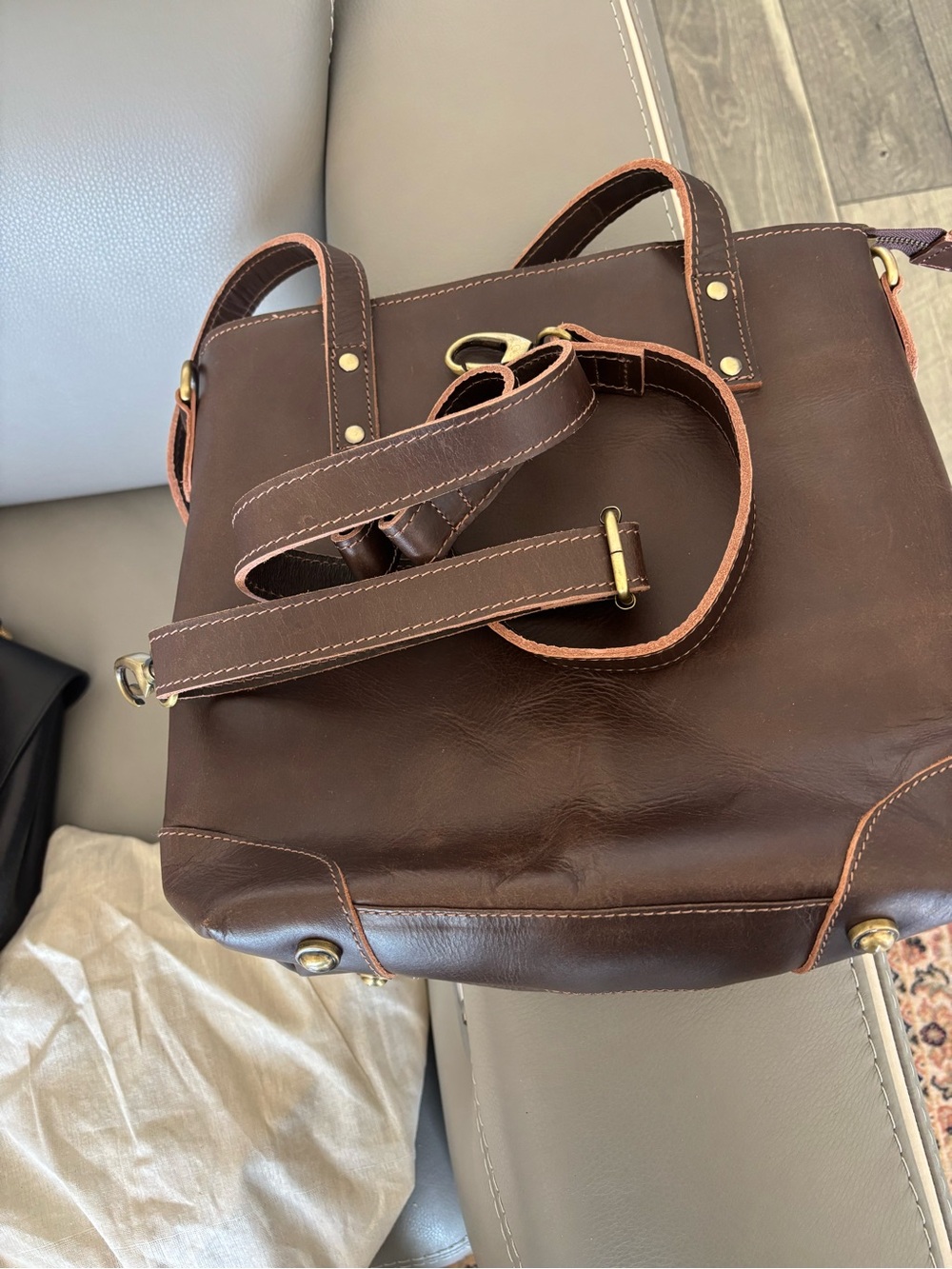 Classic Brown Leather Tote Bag - Picture 2 of 6